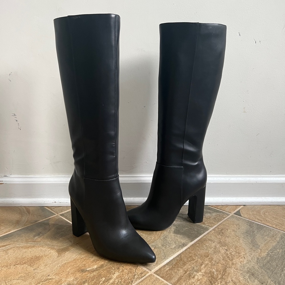 Forever 21 Tall Black Faux Leather Boots Size 8